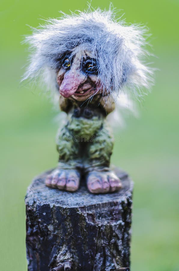 troll-scandinavian-mythology-portrait-29882009.jpg