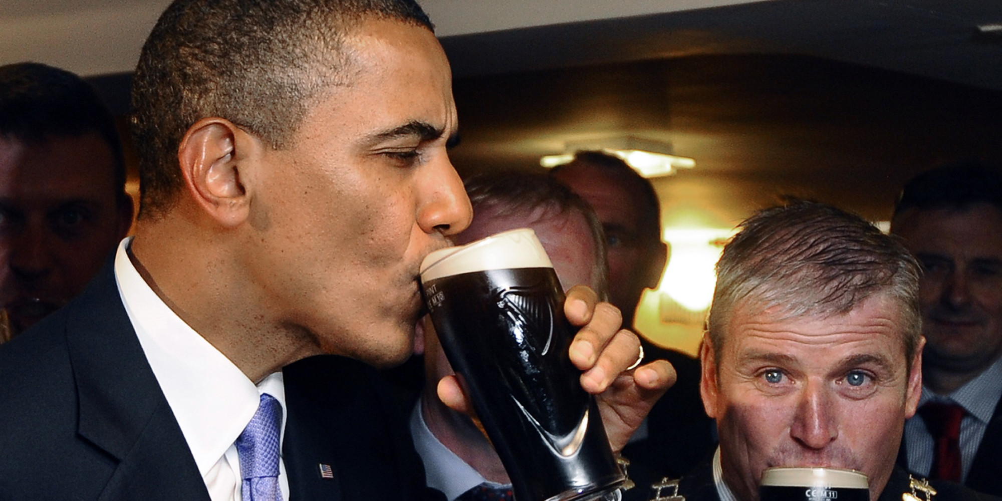 o-OBAMA-DRINKING-BEER-facebook.jpg