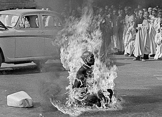 330px-Self-immolation_of_Thich_Quang_Duc.jpg